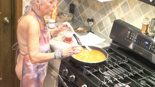 boob out cooking