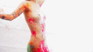 Body Painting with Super Soakers