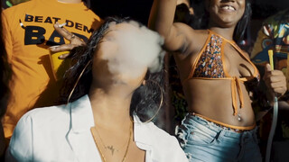 6. Off-focus Titties in the background of a Jamaican Dancehall music video