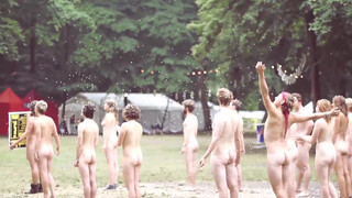 5. Male and female genitals throughout starting 0:12 in “nakedHEART by Gerrit Starczewski | @ Appletreegarden Festival 2012”