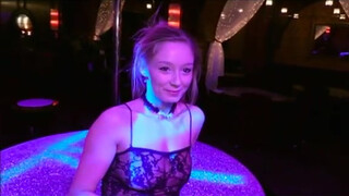 Cute little French stripper shows her boobs at 5:00 in “Interview de la jolie Pôm pour le Paris Dernière du 25/10/2013”