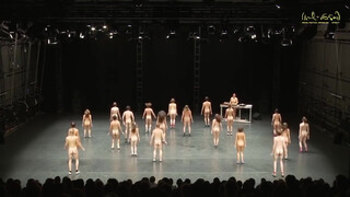 1. Wild naked dancing in “(ЖЕСТЬ)Австрийская постановка, привезенная в Израиль”