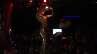topless show on the bar