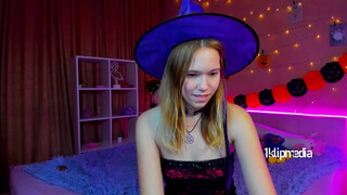 Witchy girl flashes her butt and pussy at 4:09 in “Alen Special Halloween [TAG42 18]”