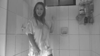 1. Stephanie Herela dances in a wet shirt (“NO BRA, NO PANTY- #LIGOCHALLENGE”)