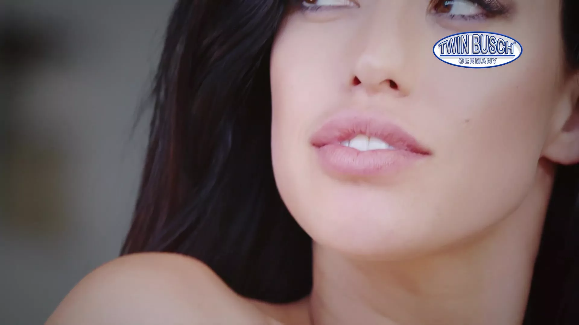 Full video. Nice photoshoot