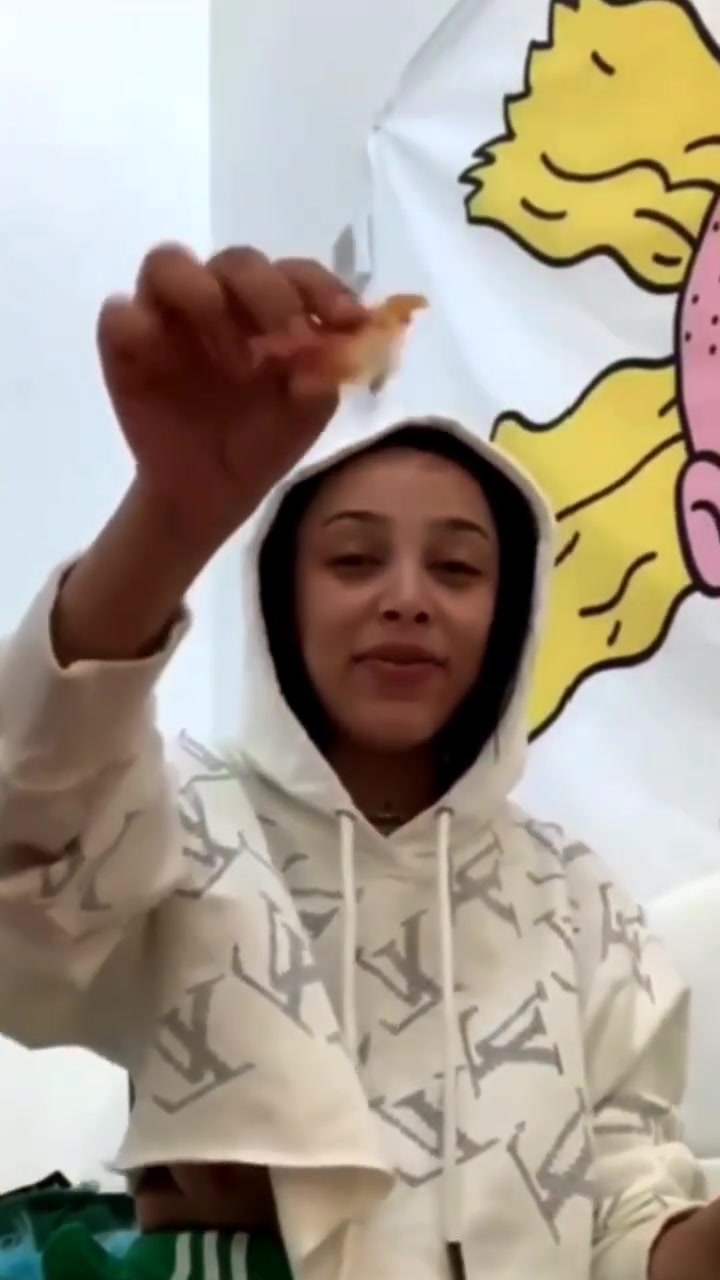 Livestream slip #2 | Nude Video on YouTube | nudeleted.com