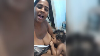 4. Breastfeeding vlog leads to wardrobe malfunction