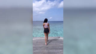 2. Mallu Girl Priya Prakash Varrier Sexy Bikini Video