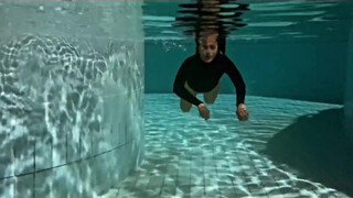 2. Amala Paul South Indian girl swimming in hot Bikini