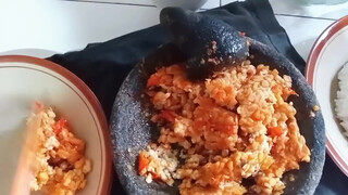 5. Membuat Tempe Penyet