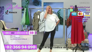 6. clothes seller nipslip 1:10