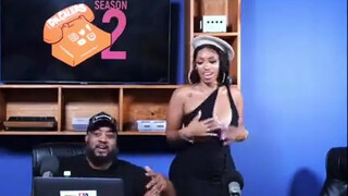 5. I see why ZION WILLIAMSON dumped Moriah mills, his baby momma got TITS and ASS wait for 1:32 for some ASS CLAPPING