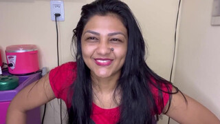 5. Reflexão – 3:37 to 3:49 Pussy and tits in mirror