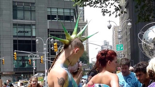 3. Andy Golub, Body Painting, Columbus Circle, Part 1