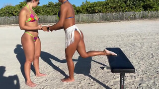 4. more fit girls exercize at Miami beach thigh and bottom at 0:50