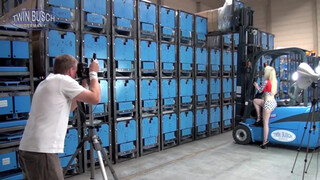 1:34 onwards Twin Busch ® Germany – Kalender 2013 Making of