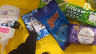 Big Pussy lips : Slip at 00:45