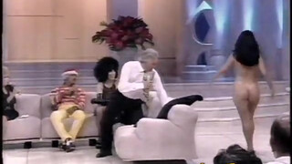 7. Walking nude model Carolina Garcia Brazilian TV show 0:58