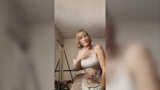 2. sharon bodine slips 00:29 00:38