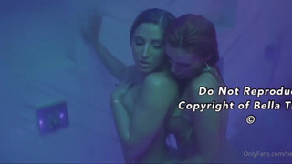 3. Bella Thorne Ft Juicy J – In You *Explicit Version* (boobs)