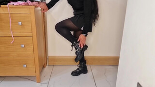 3. Steampunk Outfits Try On (throughout entire video)