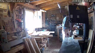 4. male freebutt woodwork onn cctv