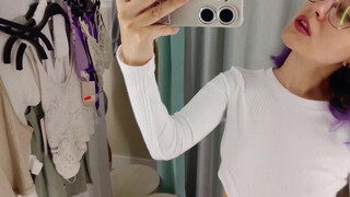 3. 2:50 transparent BRA + at 1:47 does anyone know what’s that circular thing attached to her arm?