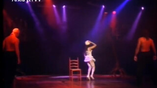 2. El mejor Striptease de la TV – The Best Striptease from TV (2:32)