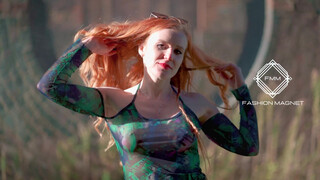 5. International fashion Model Inga Catwalk in slowmotion outfit 5