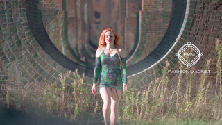 1. International fashion Model Inga Catwalk in slowmotion outfit 5