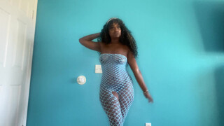 Keiland bodystocking try on