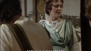 2. Captain Picard pulls off Magenta’s toga