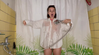 2. Dry Vs. Wet Try On haul | See-through Try On Haul Shirts | Shower with me | Clara Si