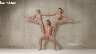 2. hegre art photo workshop, backstage with three models