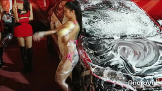 2. cute thai girl doing carwash ????