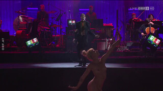 4. SOAP&SKIN x Florentina Holzinger – Marche Funèbre