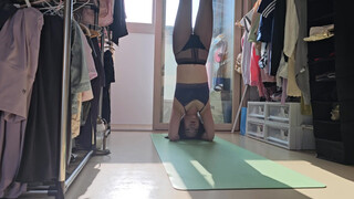 5. Pussy grinding (6:49) Asian Yoga girl youtu.be/y7Hazz0oP6Y