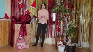 10. Sheer Shirt Beauty