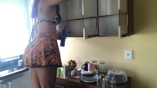 8. very quick tits reflection 3:40