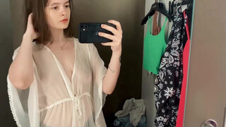 8. Which Outfit To Go Shopping In ?