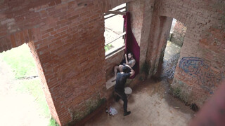 10. Arty nude photoshoot