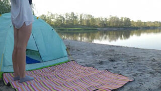 1. ???? 11:04 Yoga class on the Beach…