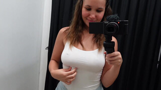 Huge tits at 3:12 – transparent shirt