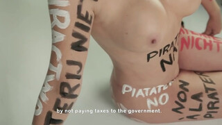 4. Author naked with “no piracy” writtten all over her body, 0:24 in “PIRATARIA NÃO – NO PIRACY – WWW.VANESSADEOLIVEIRA.NET”, uploaded 11 years ago