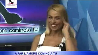 2:06 is one of a couple nice stripteases in UNLISTED video “A Far l’amore comincia Tu 3 PUNTATA N.1”