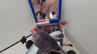 5. Mirror reflection vulva