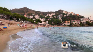 5. Blondie topless in Spain beach at 5:20