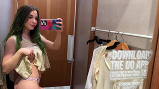 7. Dressing room try on haul