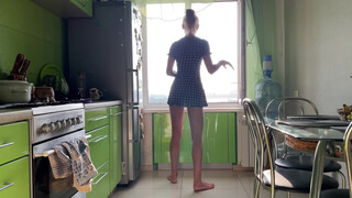 10. Girl cleaning kitchen in short dress. Without panties? 0:40